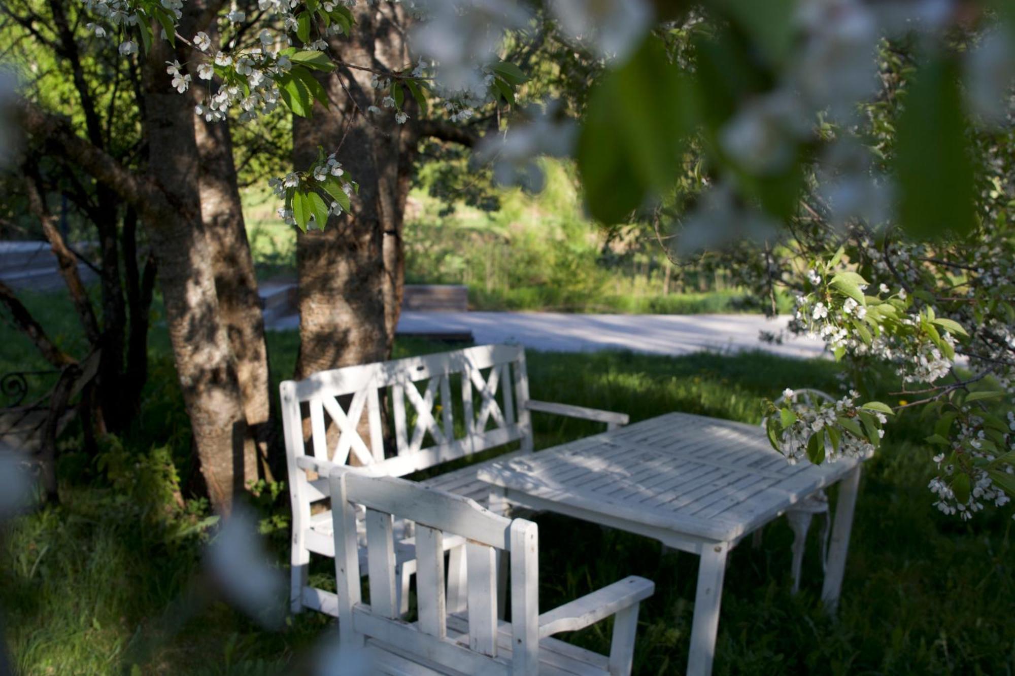 Sevletunet B&B And Cabins Rodberg Экстерьер фото